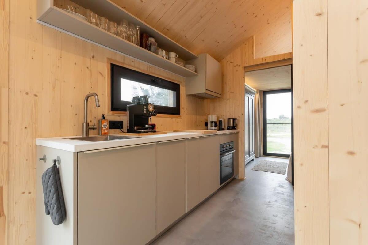 Hello Zeeland - Zeeuwse Liefde Tiny House 3 فيسْتكابيلي المظهر الخارجي الصورة